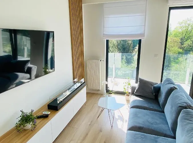 Luxury White In Park Lotnikow Appartement *